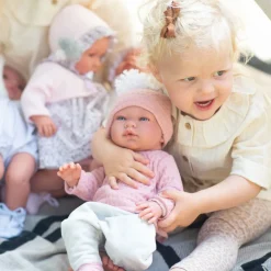 Asi Dukke 43 Cm - Maria Mit Bluse Und Mutze