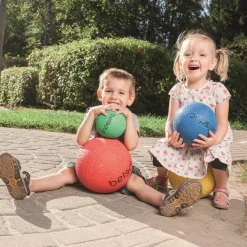 Bälle In Verschiedenen Grosen, 4 Stk.