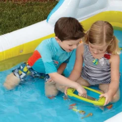 Boot Mit Vergroserungsglas Und Lupe