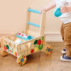 Lauflern- & Einkaufswagen Mit Aktivitaten