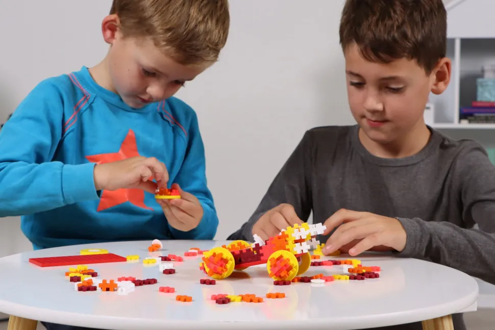 Plus-Plus Rohr - Color Cars Fire, 200 Stk.