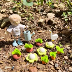 Puppenhausfigur - Edward & Skateboard