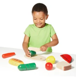 Spielessen - Essen In Holzkiste