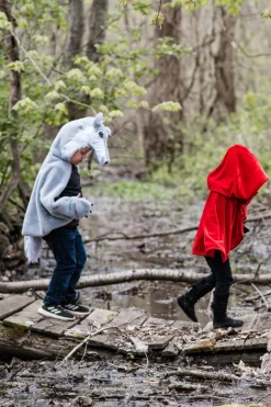 Wolf Mit Pfoten (18-36 Monate)